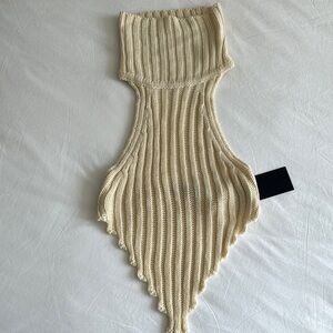 Local European Saro Knit Turtleneck - Medium